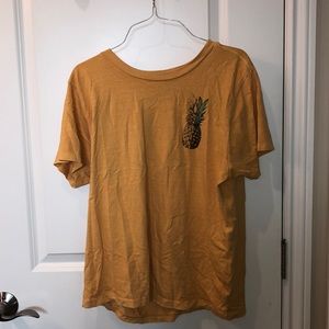 ♦️ Yellow pineapple tee ♦️